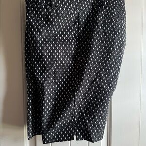 Elegant Black and White Patterned Shorts